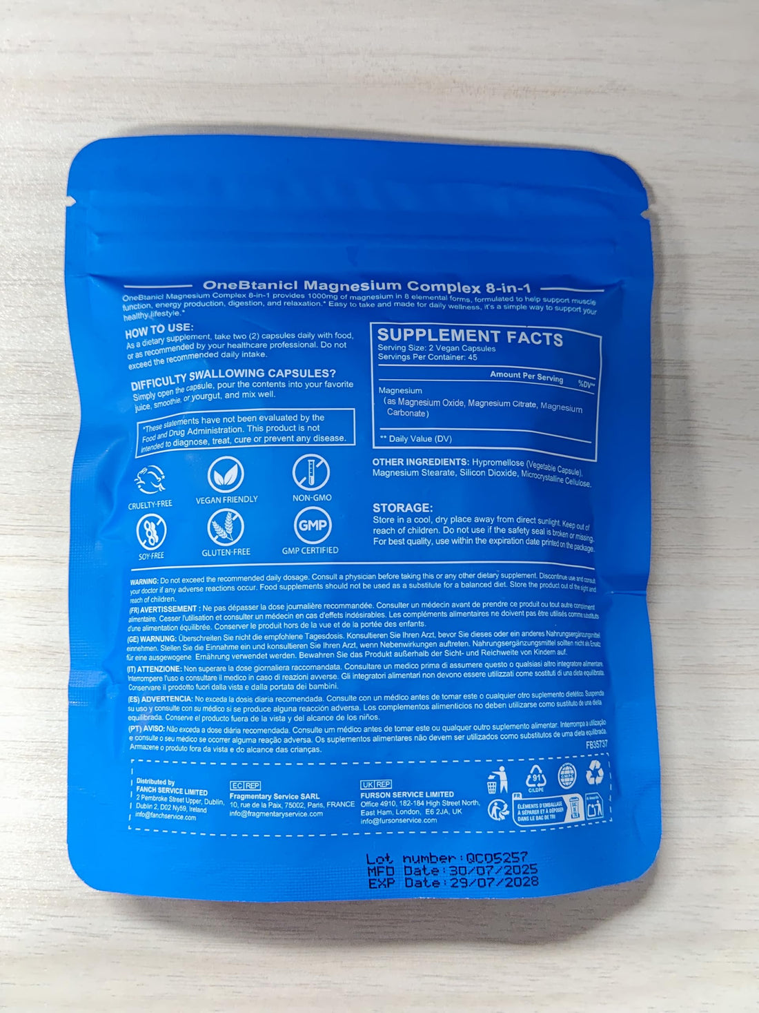 Supplement package for magnesium complex with text on a white background