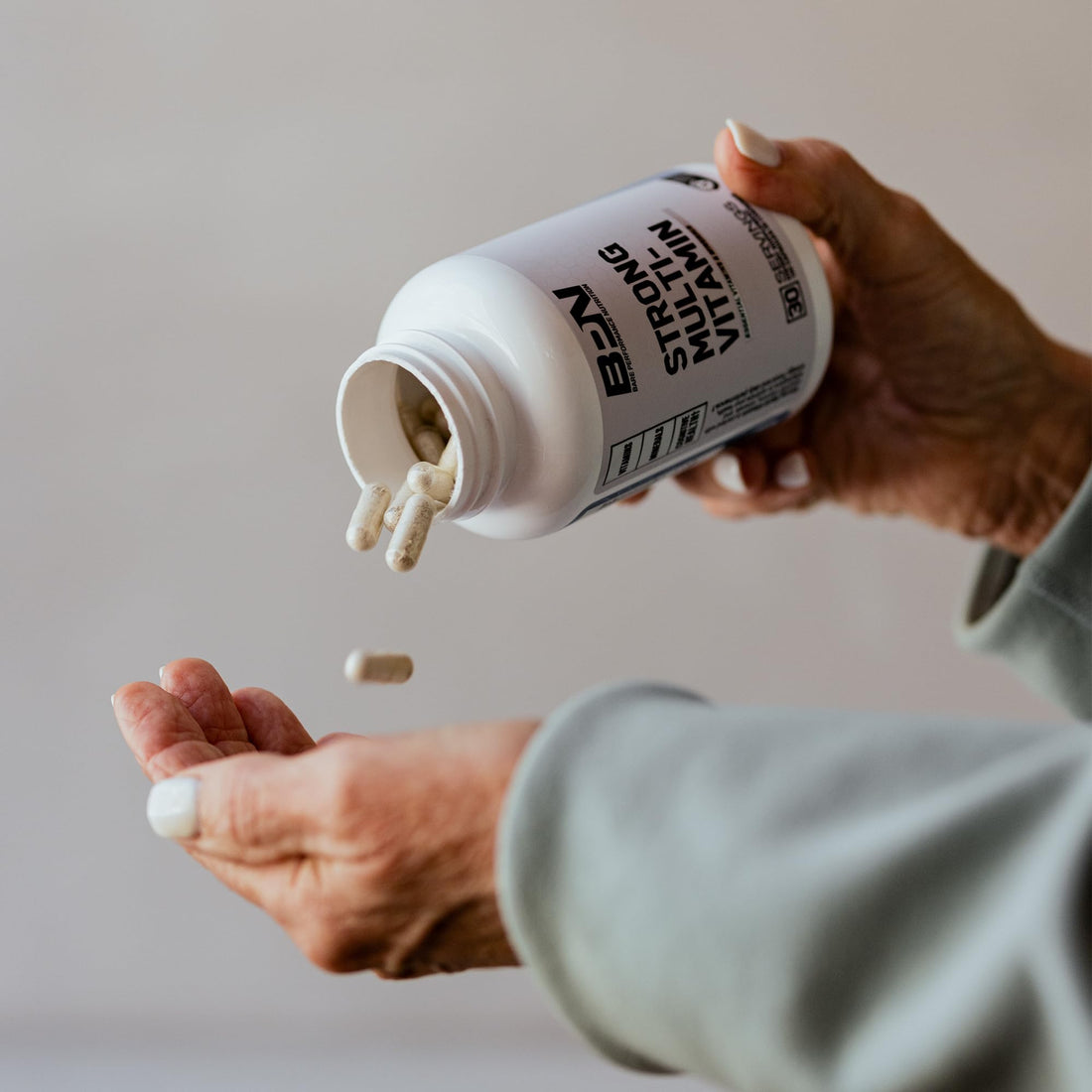 BARE PERFORMANCE NUTRITION, BPN Strong Multi-Vitamin, Foundational Health, Improved Mood and Sleep, Adaptogens, Improved Cognitive Health - PrimeBioHealth - canada supplements